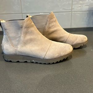 Sorel Harlow Waterproof Camel Chelsea Boot, Sz 6.5